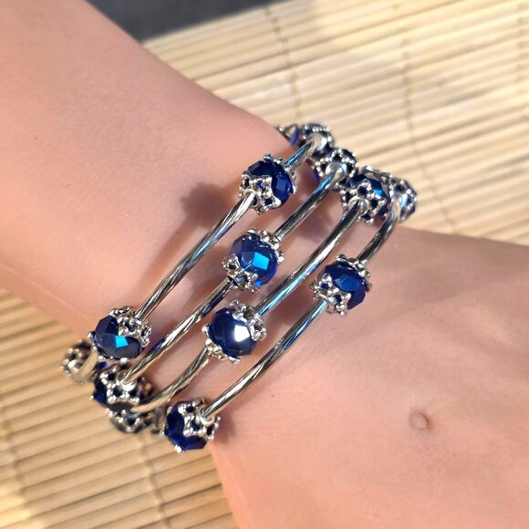 Silver Tone Crystal Wrap Bracelet With Blue Faceted Beads & Filigree Details - Picture 5 of 7